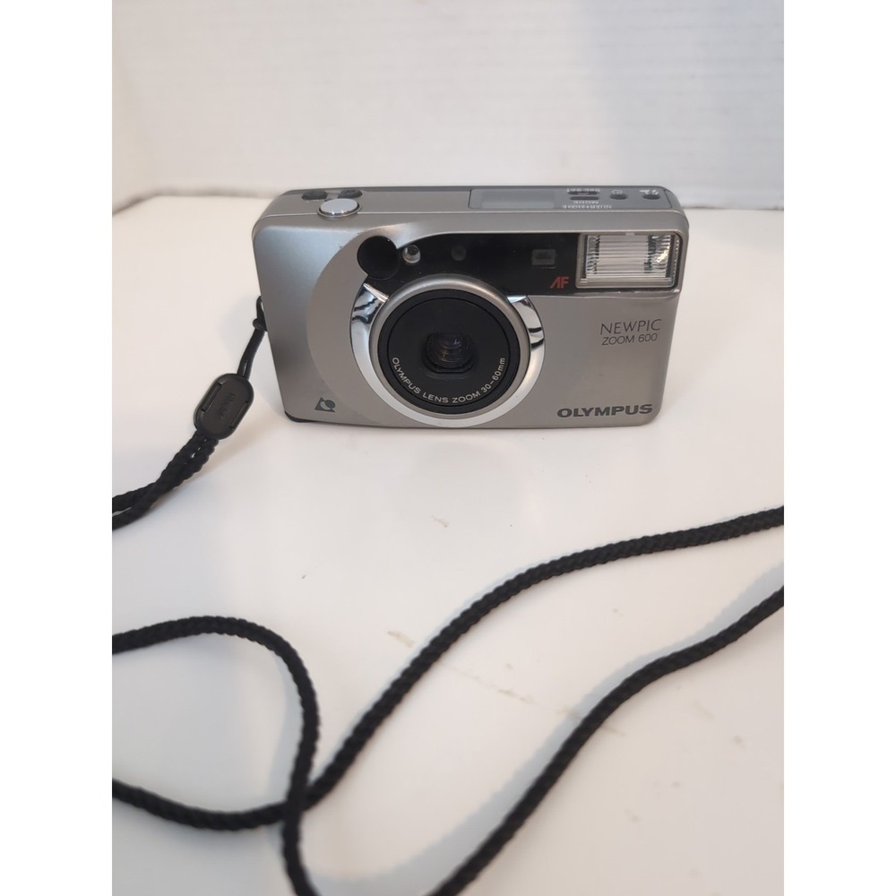 Olympus Newpic Zoom 600‎ APS Film Camera 30-60mm Zoom Copact FOR PARTS
